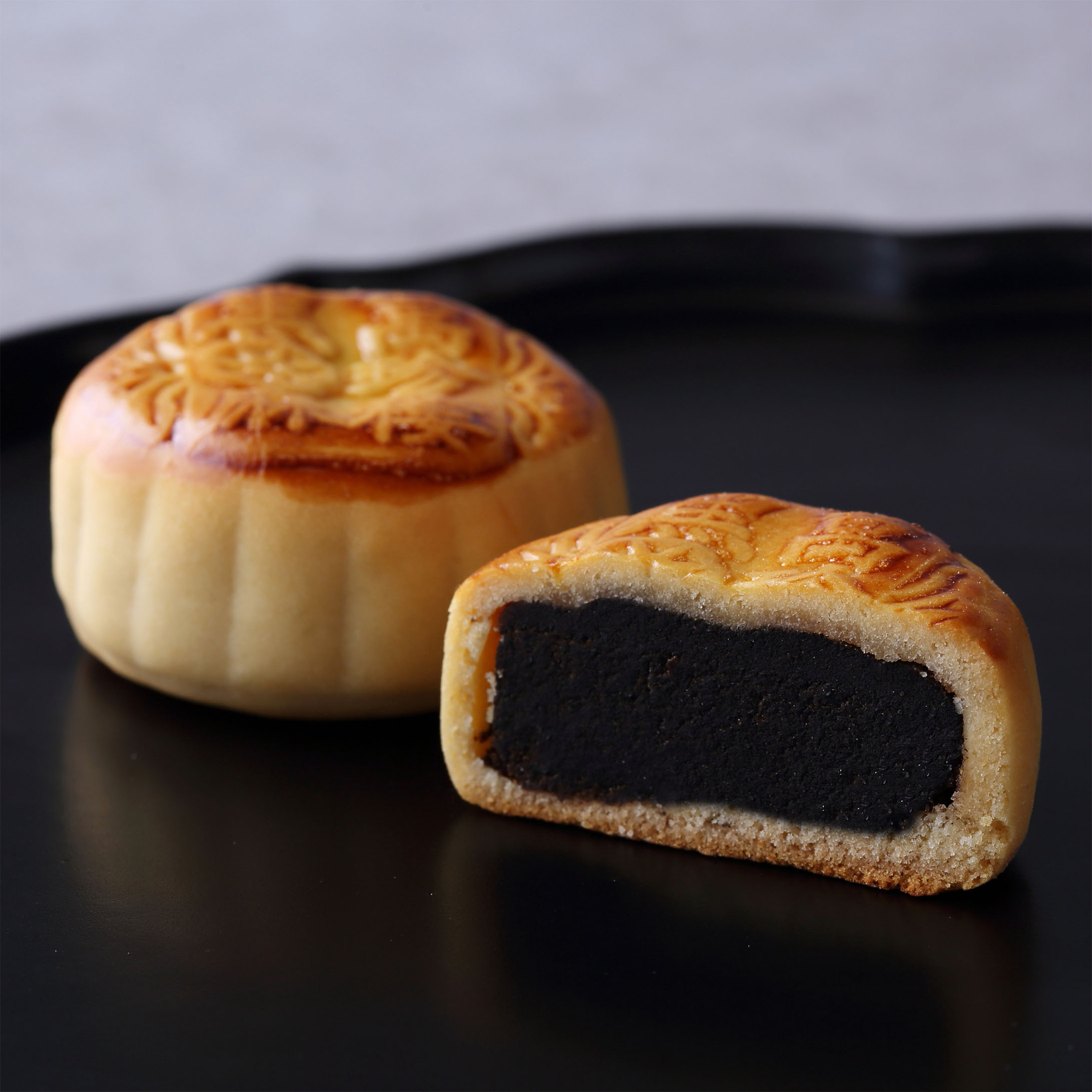 黒胡麻月餅